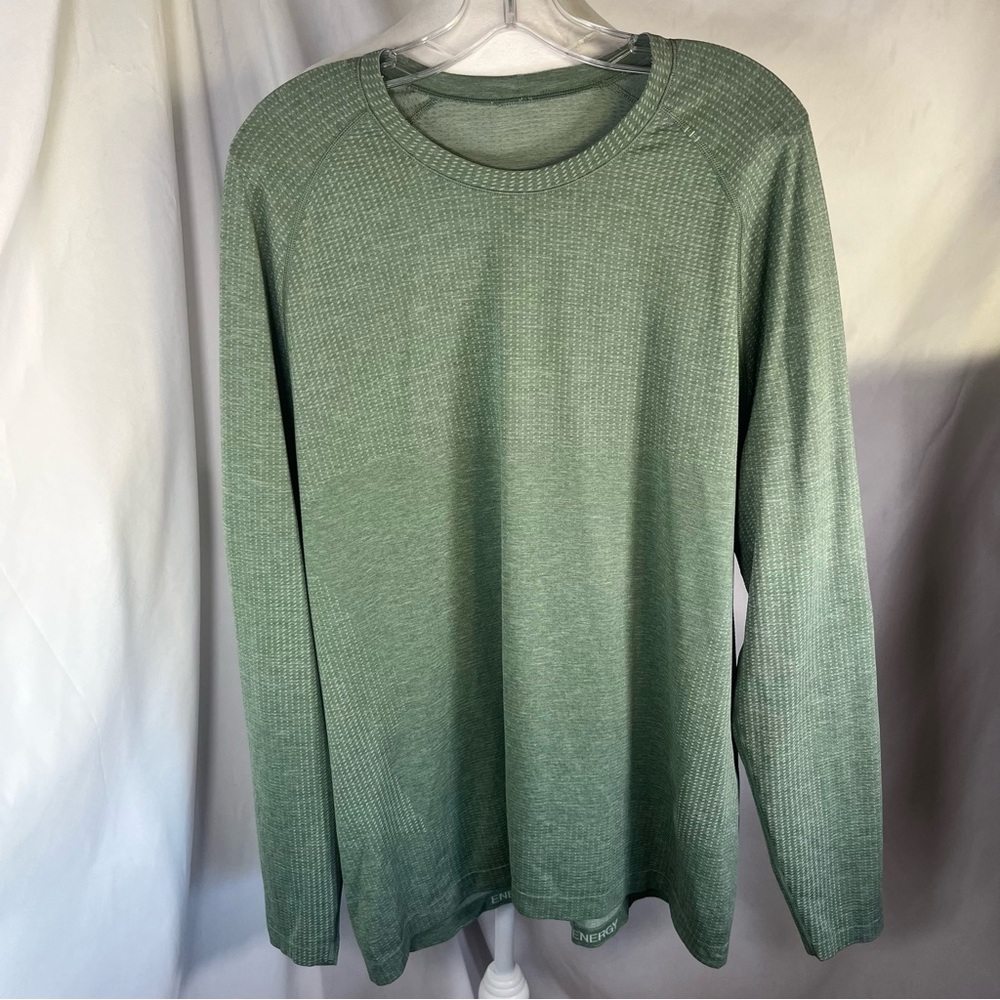 Lululemon Men’s Metal Vent Tech Long Sleeve Sage Green XL Workout Gym Running‎